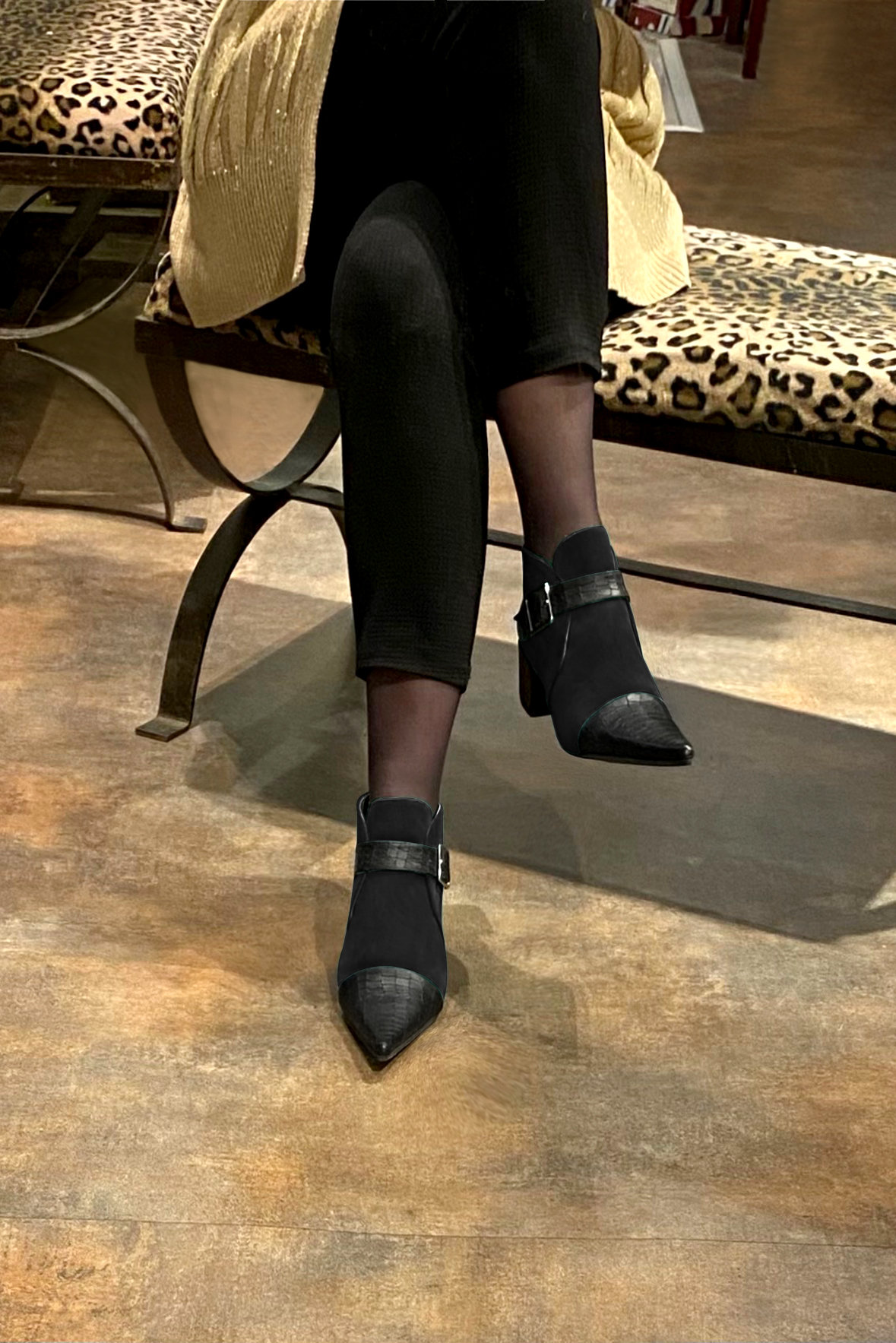 Satin black women's ankle boots with buckles at the front. Pointed toe. Medium block heels. Worn view - Florence KOOIJMAN